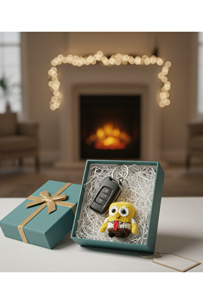 LUXIC CORE El Yapımı Amigurumi SÜNGER BOB Anahtarlık – Sevimli Tasarım, Hediy...