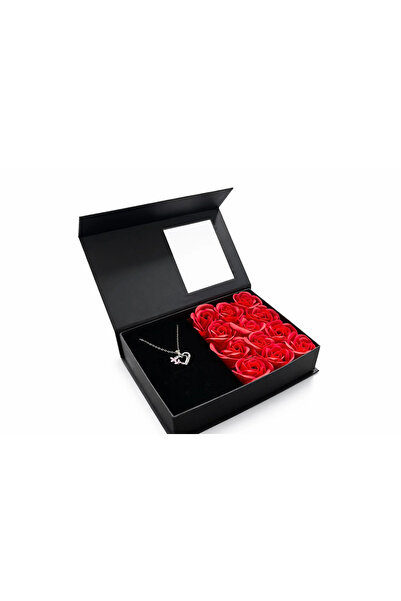 LOVE Gift box with 12 artificial roses and necklace, Forever design, black, 1...