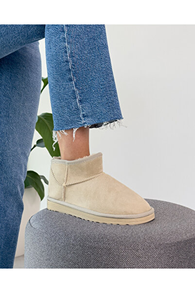 MORİPLİK Mini Beige Suede Women's Boots with Feather Inside