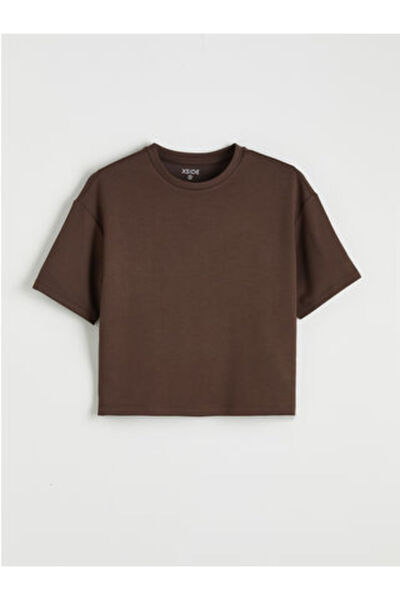 LC Waikiki artı-store Ženska majica dizajnirana sa Oversize kroj modela, okru...