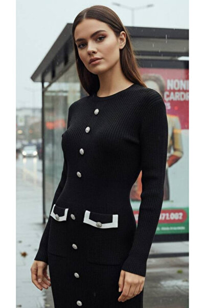 shop Cep Detaylı Siyah Triko Elbise – Rahat Kesim, Şık ve Günlük Kullanım