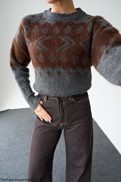 CADDELAMODA Women's Patterned Sweater