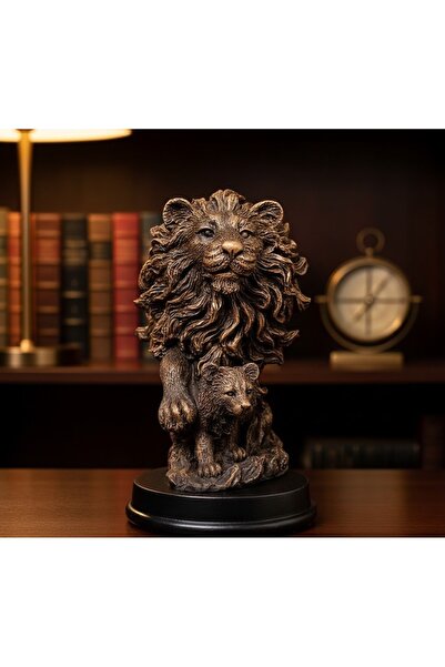 Kuzey Tacı Aslan Ailesi Tasarımlı Asil Dekoratif Heykel Biblo – Güç ve Aile T...