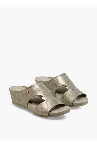 Flora Bella by Shoexpress Women Textured Wedge Heel Sandals