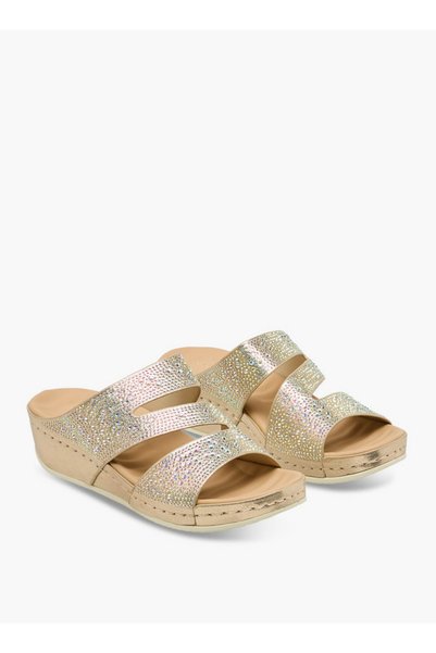 Le Confort Women Embellished Sandals Ramadan Collection
