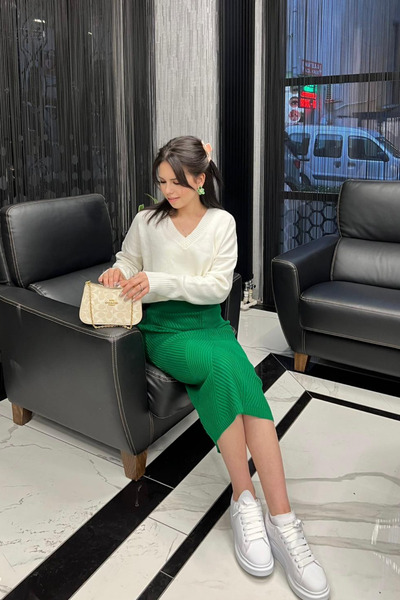 sunfyre Women's Elastic Waist Midi Length Comfortable Fit Knitwear Pencil Ski...