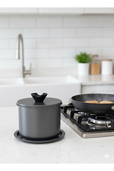 Smart Kitchen High Quality Stainless Steel Oil Pot with Mesh Strainer/1,4 litre