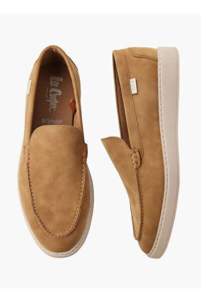 Lee Cooper حذاء رجالي سهل الارتداء من أونكس