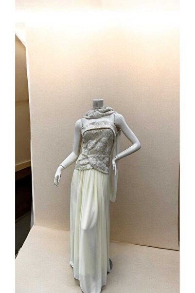 SERA Beige evening dress with a sequined bodice and chiffon overlay