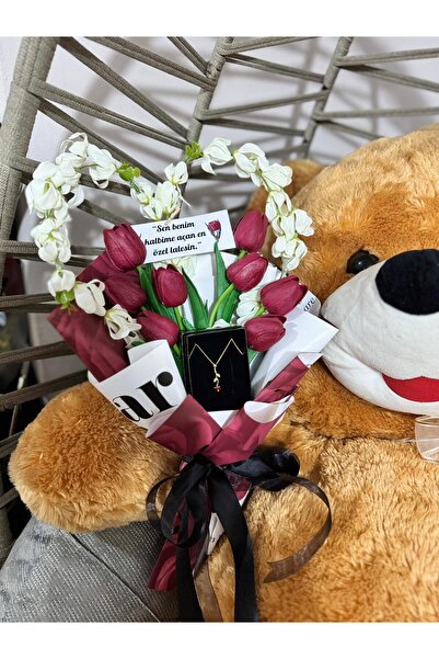 Elif Sevgililer Günü’ne Özel Kalp Şeklinde Lale Buketi – Gül Figürlü Kadın Ko...
