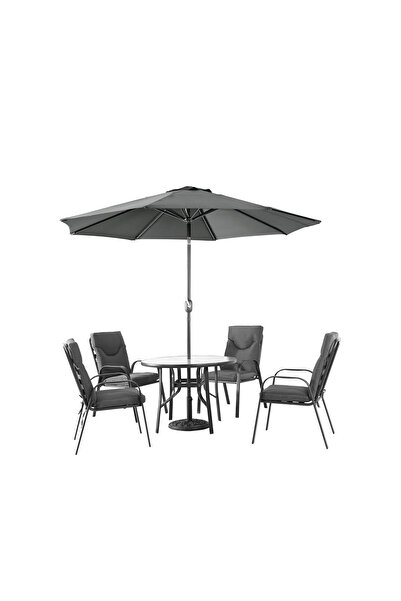 DEC4 Outdoor dining table with 4 chairs and umbrella.