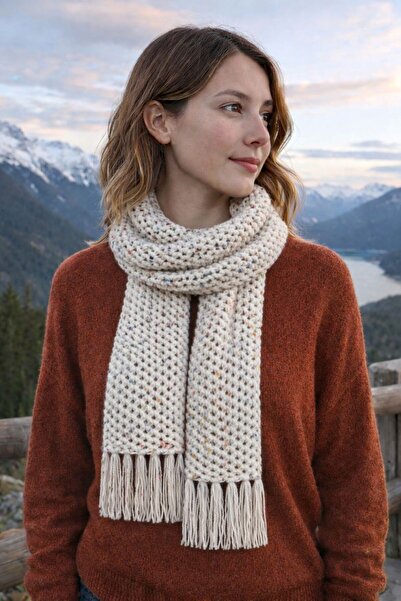 KMFashion Hand-Knitted Natural Textured Stylish Scarf – Timeless, Soft and Warm