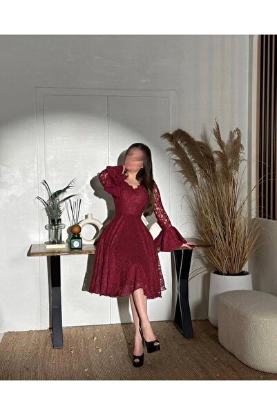 lamsuh harir Hanouf's dress