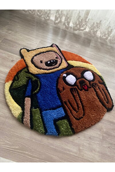 TUFTY FRIEND ADVENTURE TİME TEMALI DEKORATİF HALI, KAYMAZ TABAN 55*55
