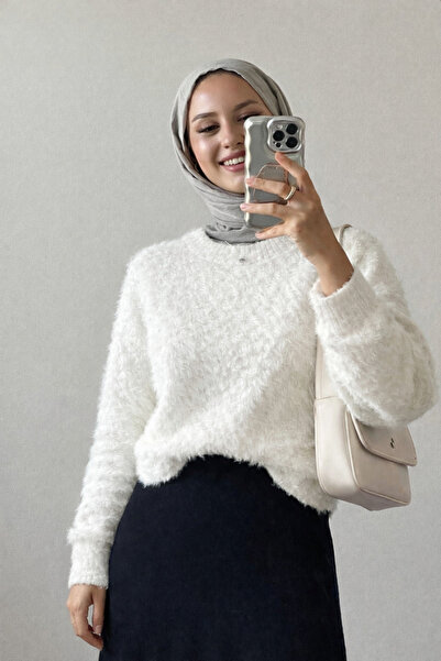 H&T STORE | Kadın Sakal Bisiklet Yaka Triko Beyaz Kazak