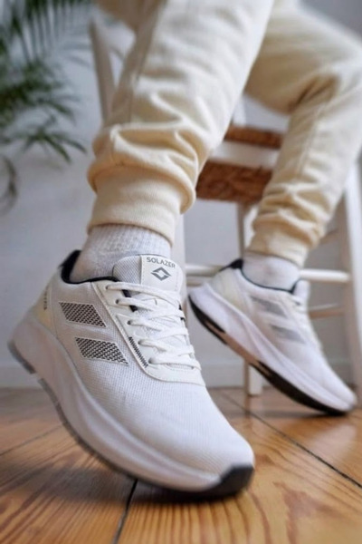 SOLAZER حذاء رياضي نسائي ذو نعل طبي باللون الأبيض