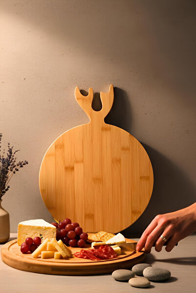 Tutku Home Bambu Geyik Dekorlu Yuvarlak Kesme Tahtası (38*28 CM)