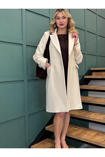 AYHAN Önden Düğmeli , İki Tarafında Cebi Olan Kravuze Yaka Midi Boy Kaşe Kaban