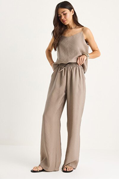 Hiccup Bianco Lucci two-piece set with modal woven blouse and pants with susp...