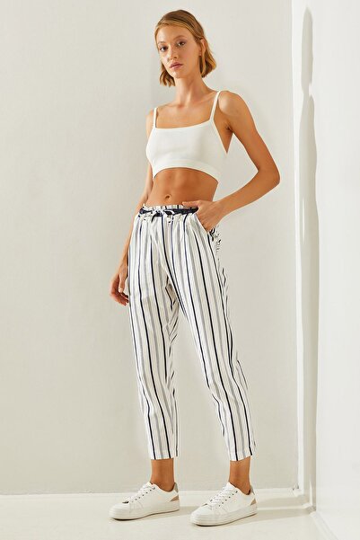 Hiccup Pantaloni cu talie elastică în dungi, model morcov, Bianco Lucci