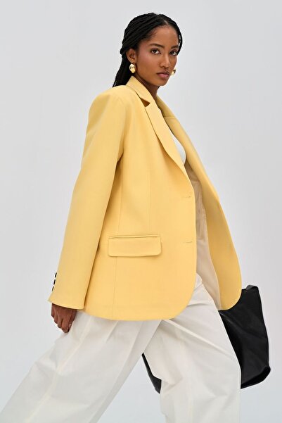 Hiccup MAI STUDIOS Emma Blazer