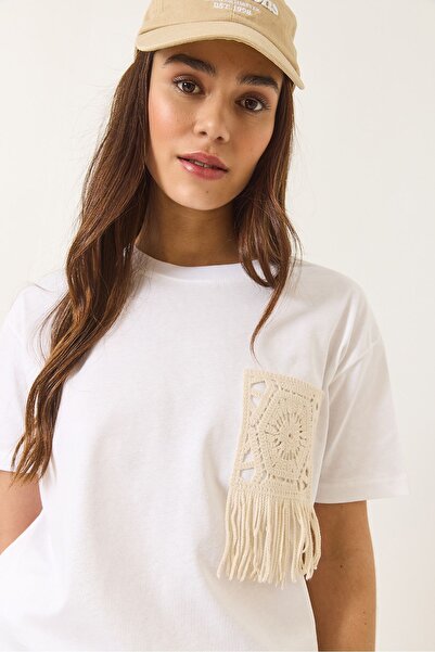 Hiccup LUCCI crocheted T-shirt with embroidery and pocket details