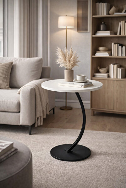 Golden Bark A round side table with a stylish, modern design.