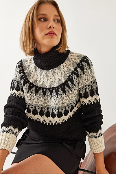 Hiccup Bianco Lucci jacquard raglan knit sweater