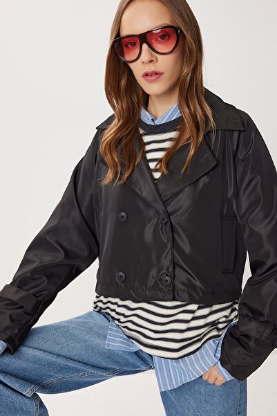 Hiccup ISTANBUL Short trench coat with buttons