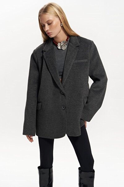 Hiccup MAI STUDIOS Howell Blazer