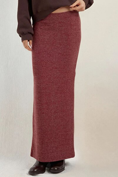 Hiccup تنورة ذات خصر مطاطي وفتحة ناعمة الملمس