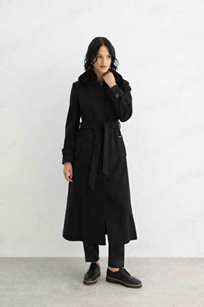 Doque 57023 YAKASI KÜRKLÜ ÖNDEN GİZLİ DÜĞMELİ KLASİK KAŞE KABAN #12-25#