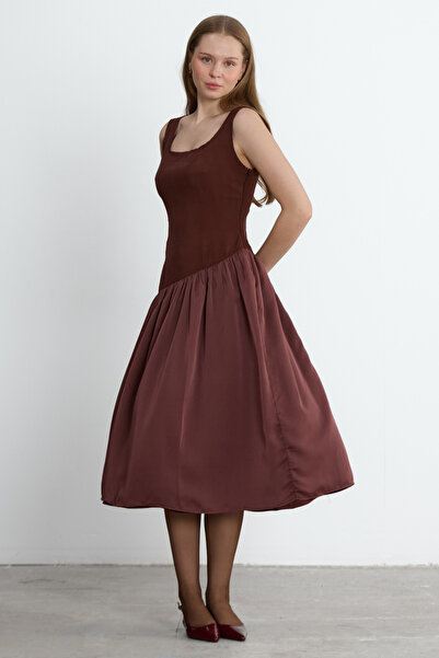 LADYA COLLECTION Καφέ φόρεμα μίντι από τούλι Nolia