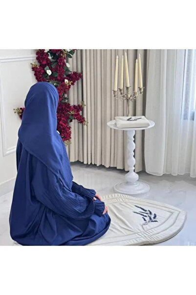 LAVELLO Orchid Prayer Set, Foam - Men's