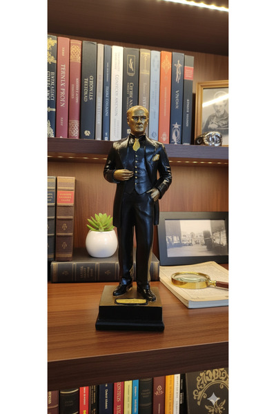 MASALFABRİKASI Atatürk Heykeli Dekoratif Biblo – Şık Ofis & Ev Dekorasyonu