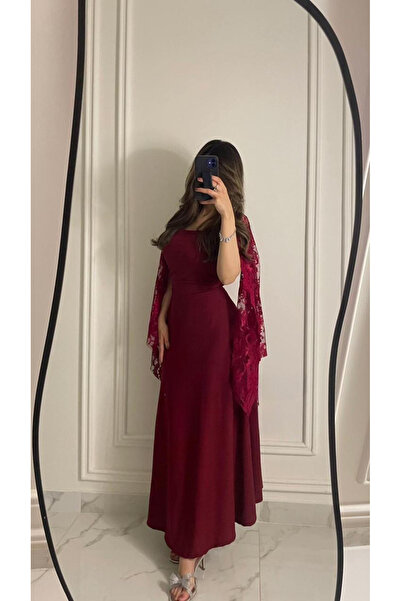 Shelook A soft dress with lace sleeves from She Look