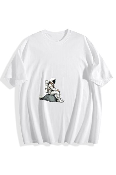 MIXSNOW Men Printed Cotton T-Shirt - Astronaut sitting on rock alone