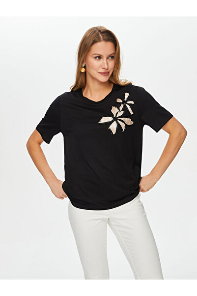 Faik Sönmez Тениска с кръгла яка и сатенена апликация с цвете