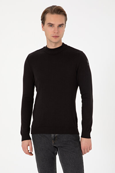U.S. Polo Assn. Men's Black Basic Sweater 50307823-Vr046