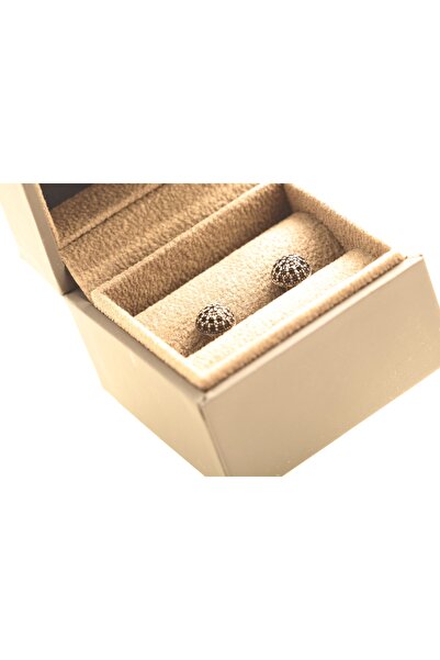 atellier47 Minimalist style earrings made of 925 silver with a stem, decorate...