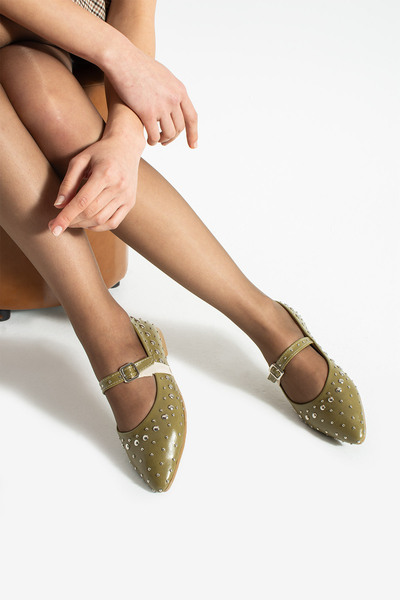 Neva'nın Butiği ARDEN sivri burun taş detaylı cilt kadın babet