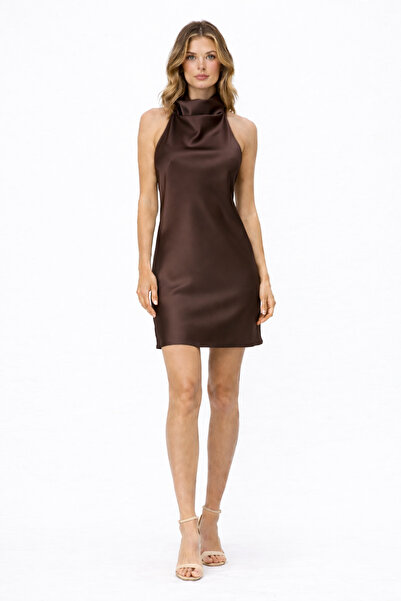 codemark Kadın Saten Halter Yaka Sırtı Açık Mini Elbise