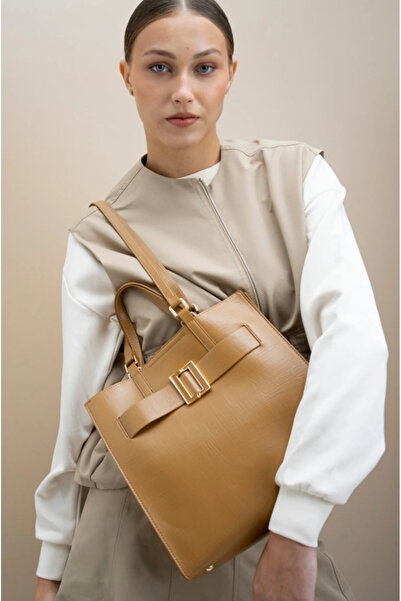 Matthew Cox ΓΥΝΑΙΚΕΙΑ ΤΣΑΝΤΑ ΧΕΙΡΟΣ Καμηλό BYN2254