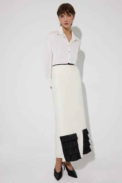 Touché Privé FUSTĂ CREP CU DETALII PILE