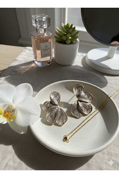 VALORA CONCEPT TR Renkli, Gold Kaplama, Yonca, Çiçek, Çivi Kapama, Şık, Zarif...