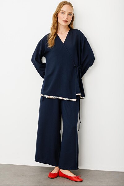 Micca Kimono Kapama Özel Desen Detaylı Pantalon Kombinli Takım-Laci