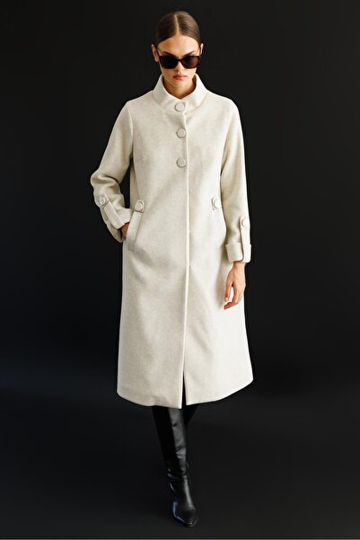 Micca Kashe Kumaş Aksesuar Detaylı Zamansız Astarlı Kaban Manto-Krem