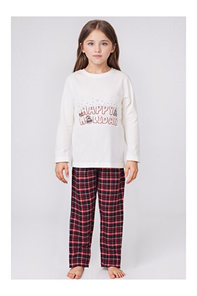 Kom كريست سي.بيجاما