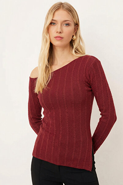 armonika Kadın Bordo Asimetrik Yaka Yandan Yırtmaçlı Bluz ARM-26K001066