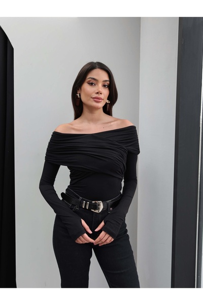 ESRAHELVACI Long Sleeve Madonna Collar Blouse